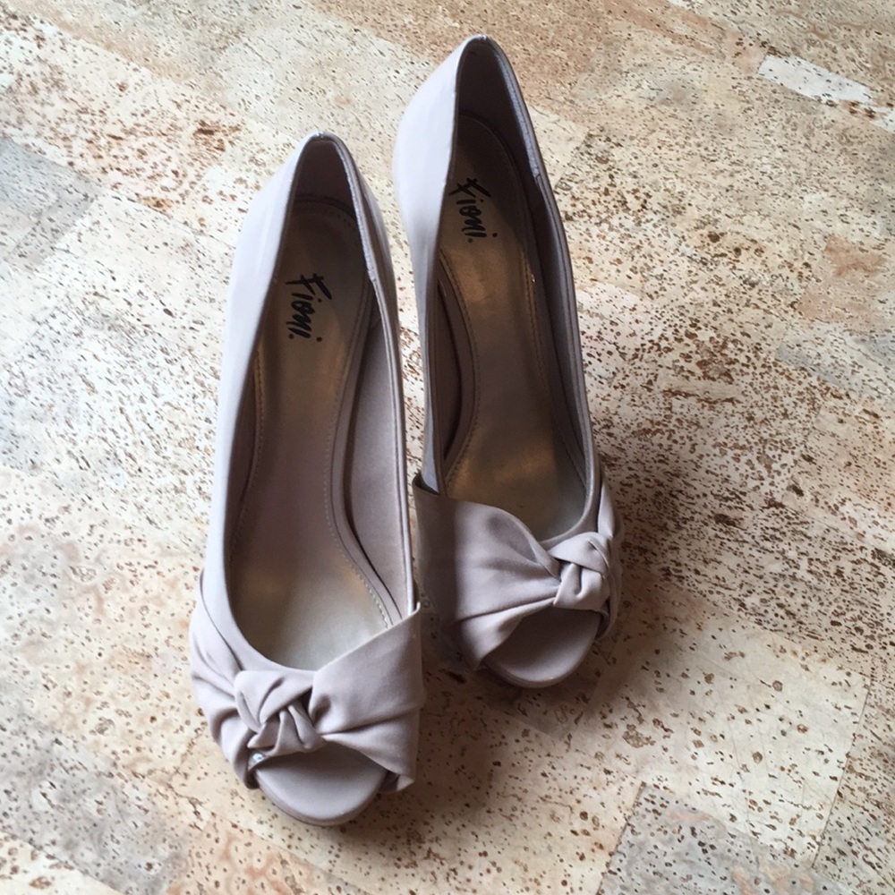 Nude heels
